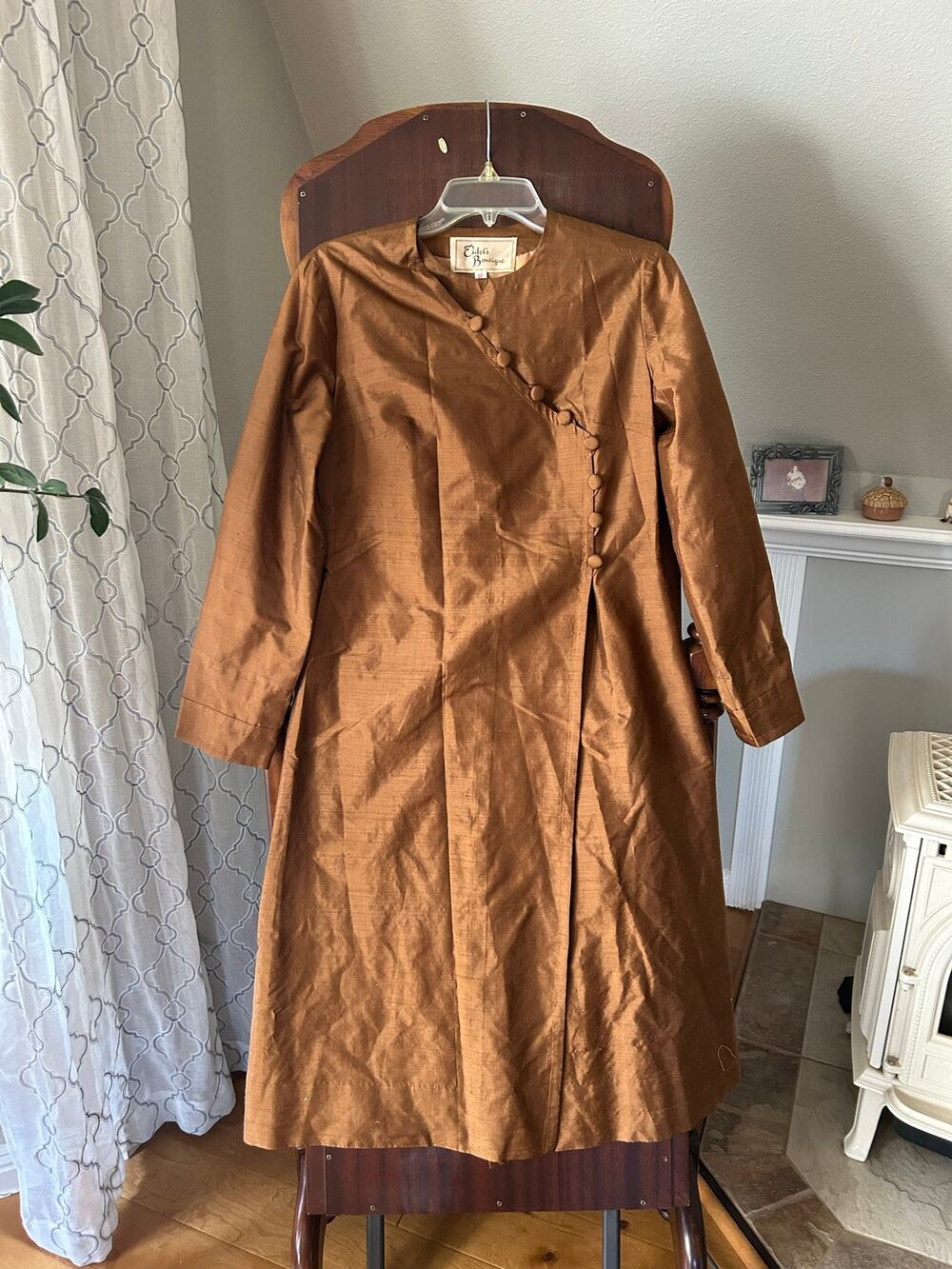 Vintage Eidel’s boutique 1960’s Jackie O style satin jacket Size 10 copper